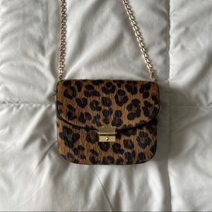 H&M ANIMAL PRINT GOLD CHAINED PURSE